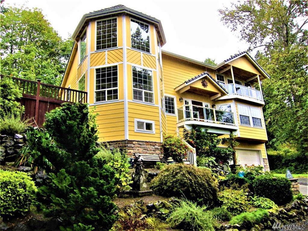 2106 Phinney Bay Dr - Photo 1