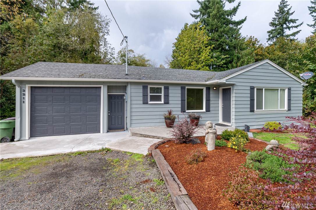 3211 Laurel Rd - Photo 1