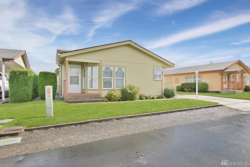 1918 Harrison Ave - Photo 1