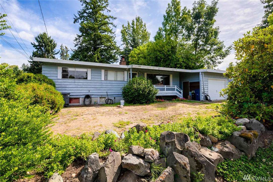 16818 Des Moines Memorial Dr - Photo 1