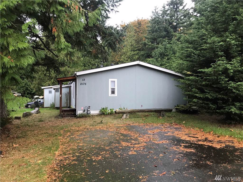 2175 Yew Street Rd - Photo 1
