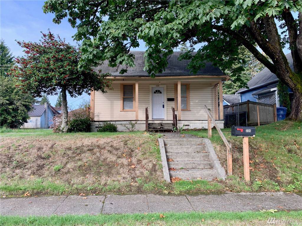 326 French Ave - Photo 1