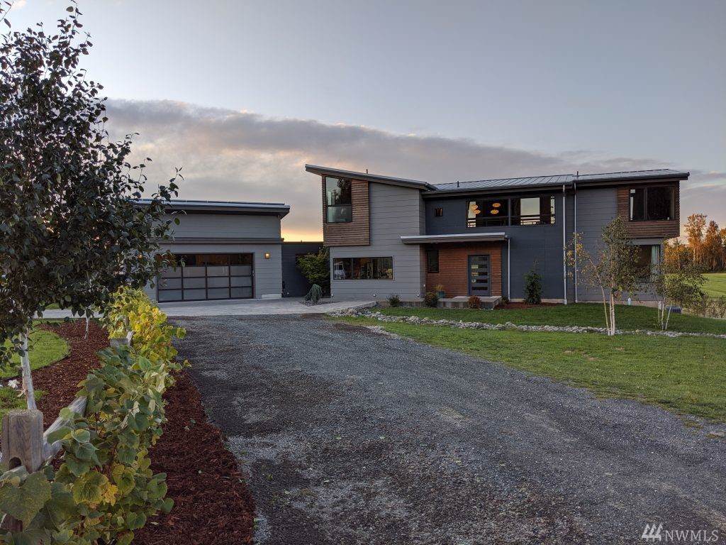 3081 Aldergrove Rd - Photo 1