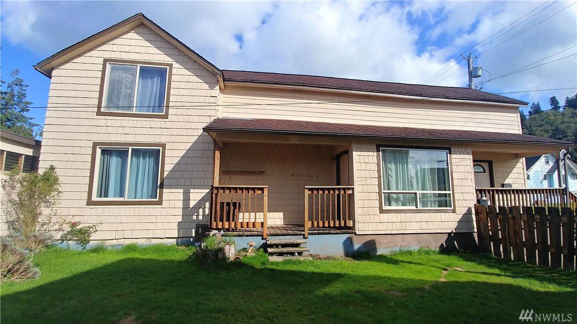 1106 First - Photo 1