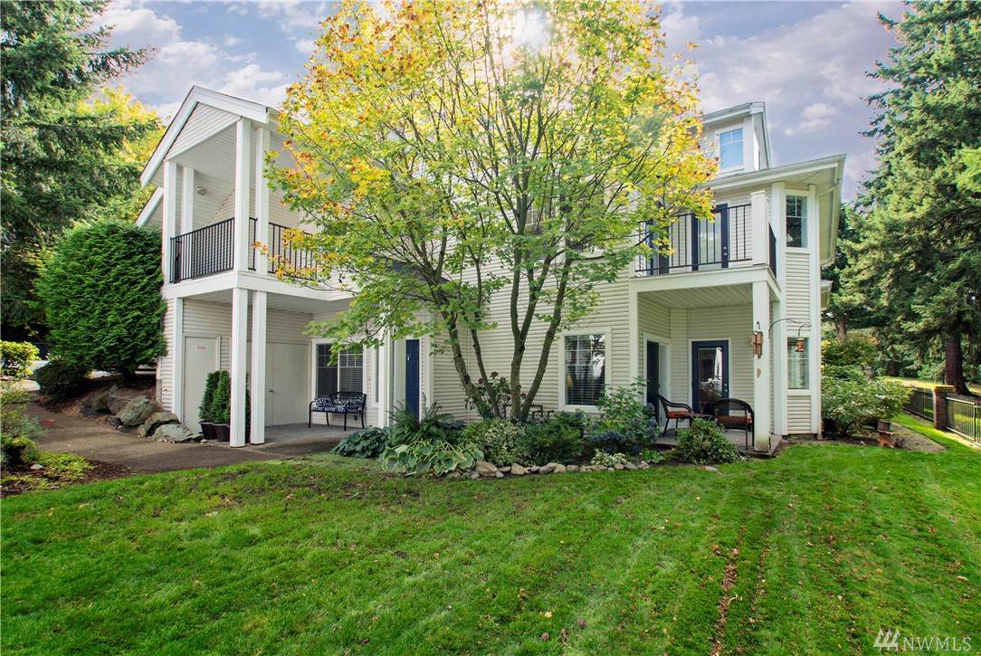 4714 Fairwood Blvd - Photo 1