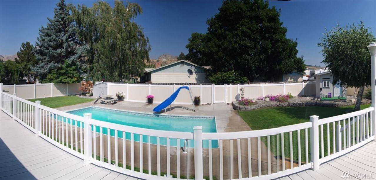 712 Plaza Wy - Photo 1 712 Plaza Wy - Photo 1