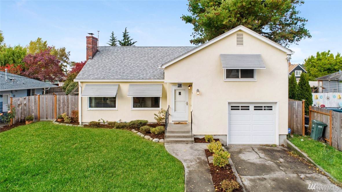411 7th Ave - Photo 1