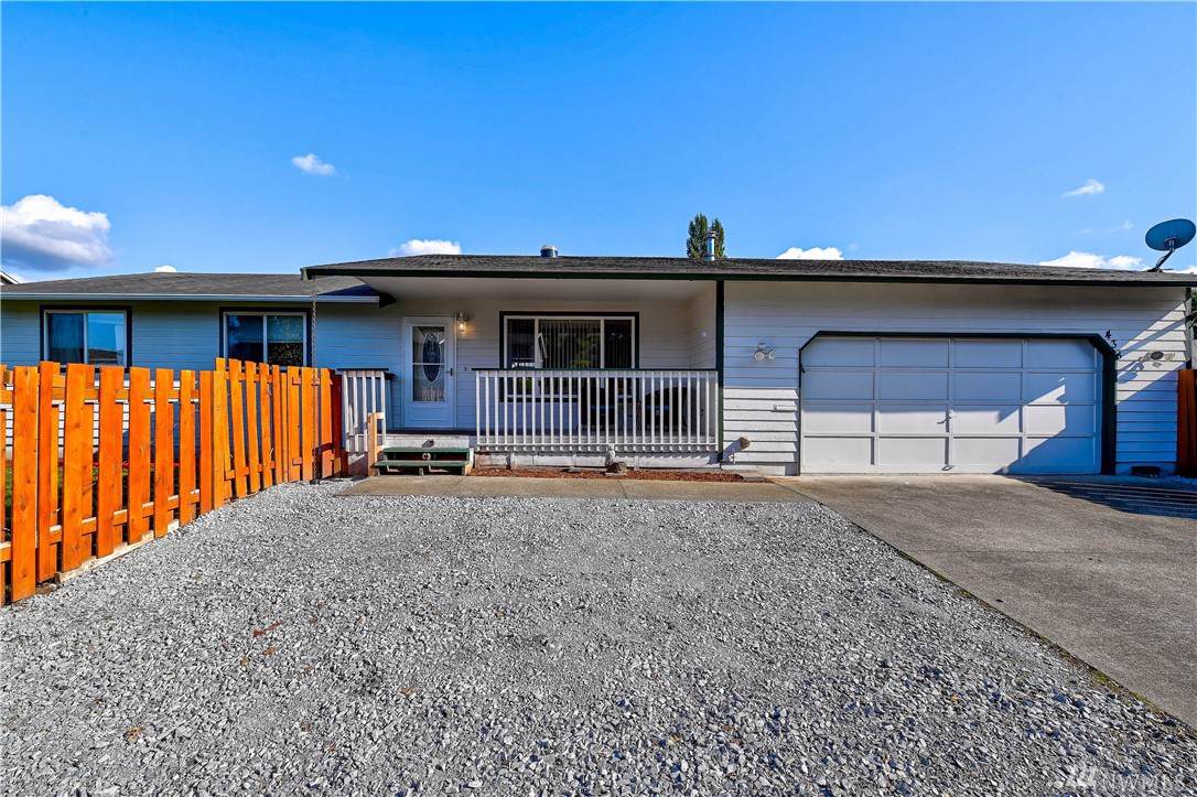 438 Tacoma Blvd - Photo 1