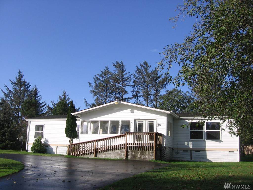 743 Edgewood Ave - Photo 1