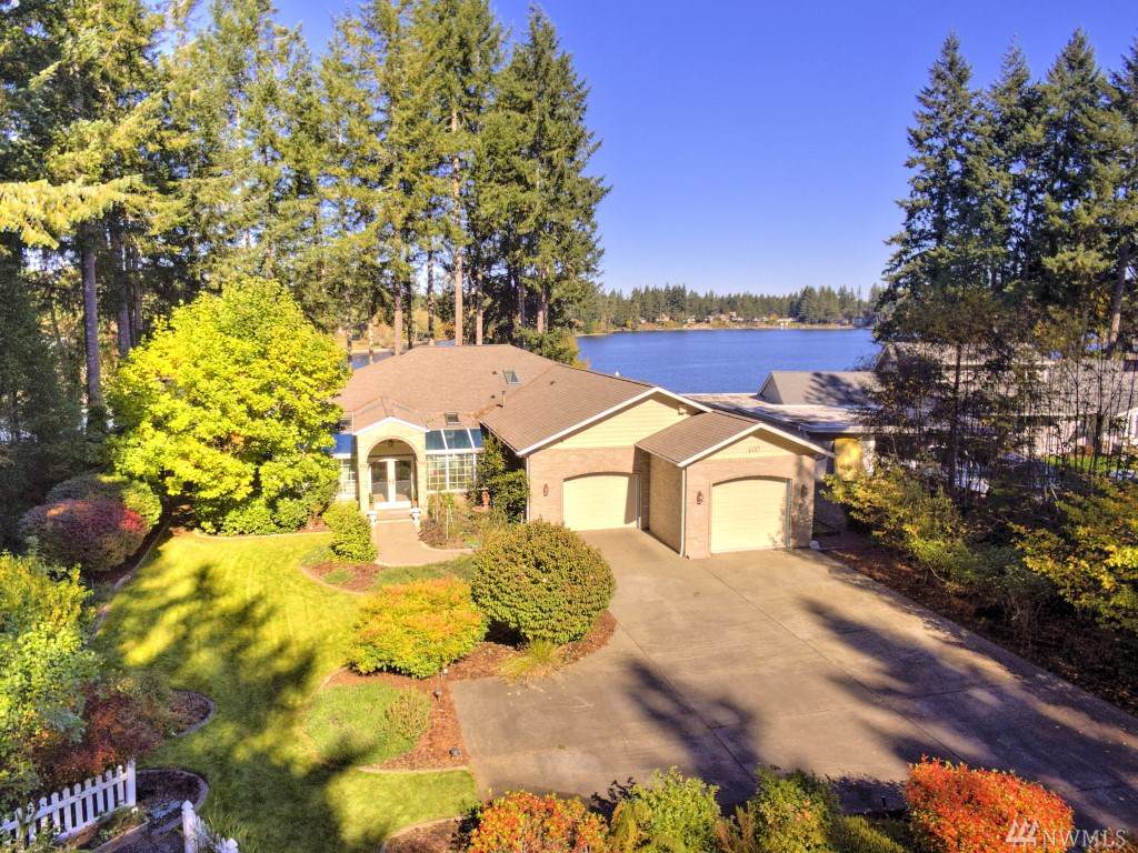 600 Island Lake Dr - Photo 1