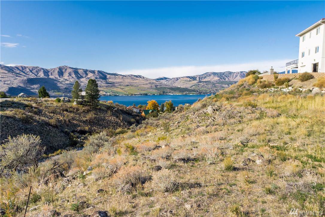 210 Stehekin Wy - Photo 1