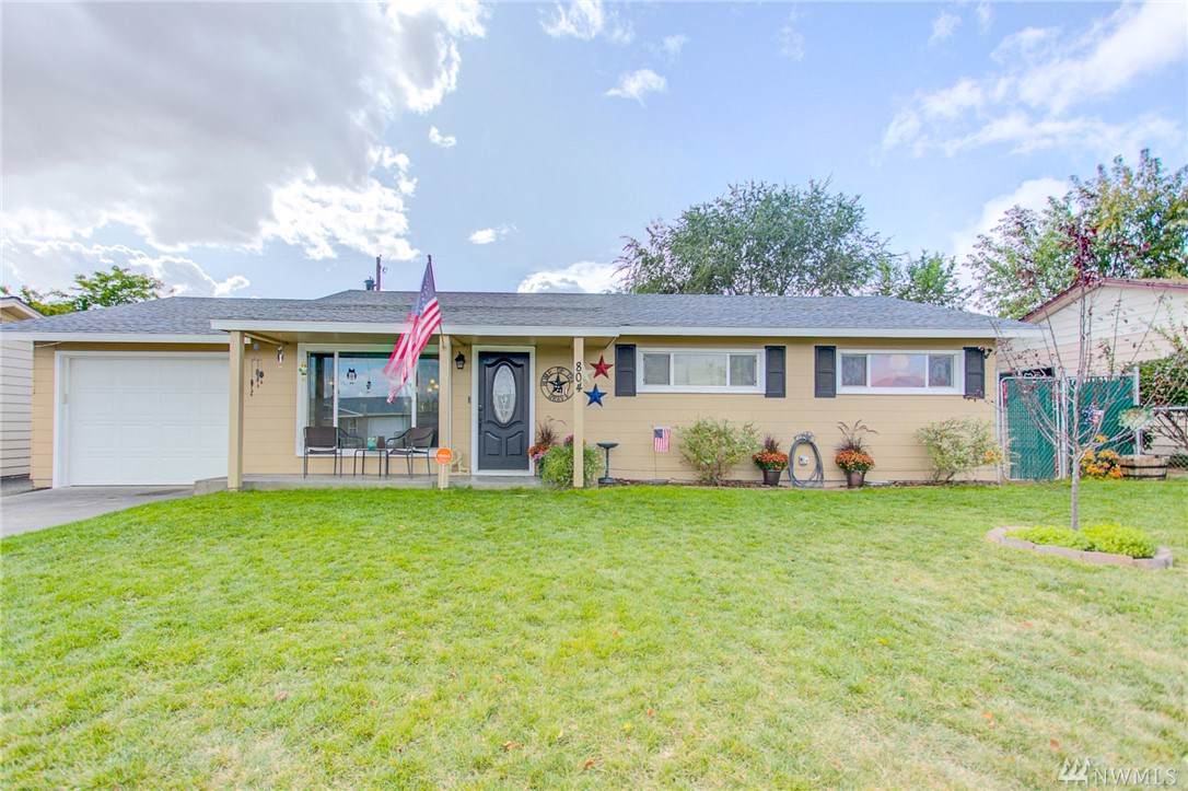804 Catalpa St - Photo 1