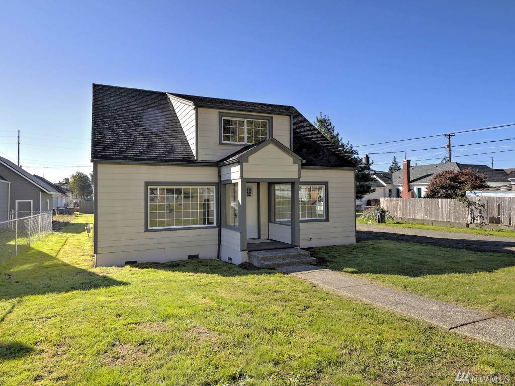 2610 Queets Ave - Photo 1