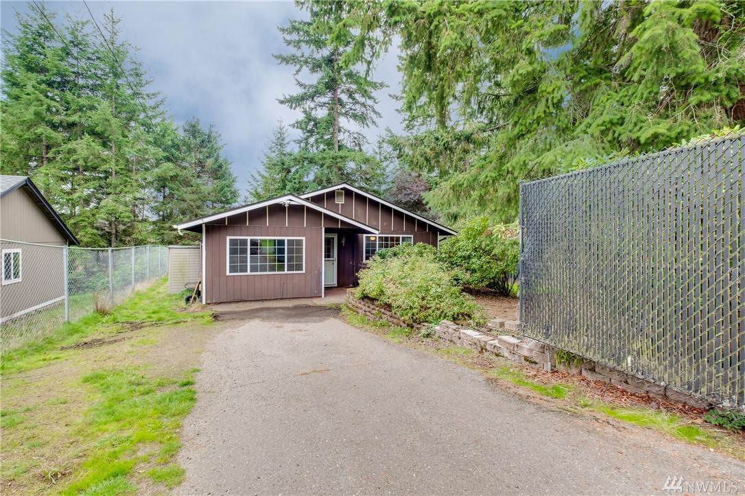 972 View Dr - Photo 1