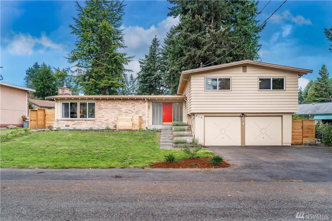 815 Woodland Wy - Photo 1