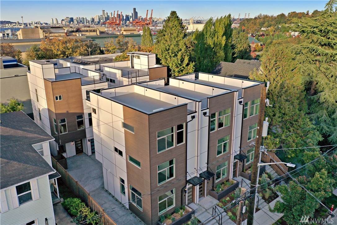 2830 Dakota St - Photo 1