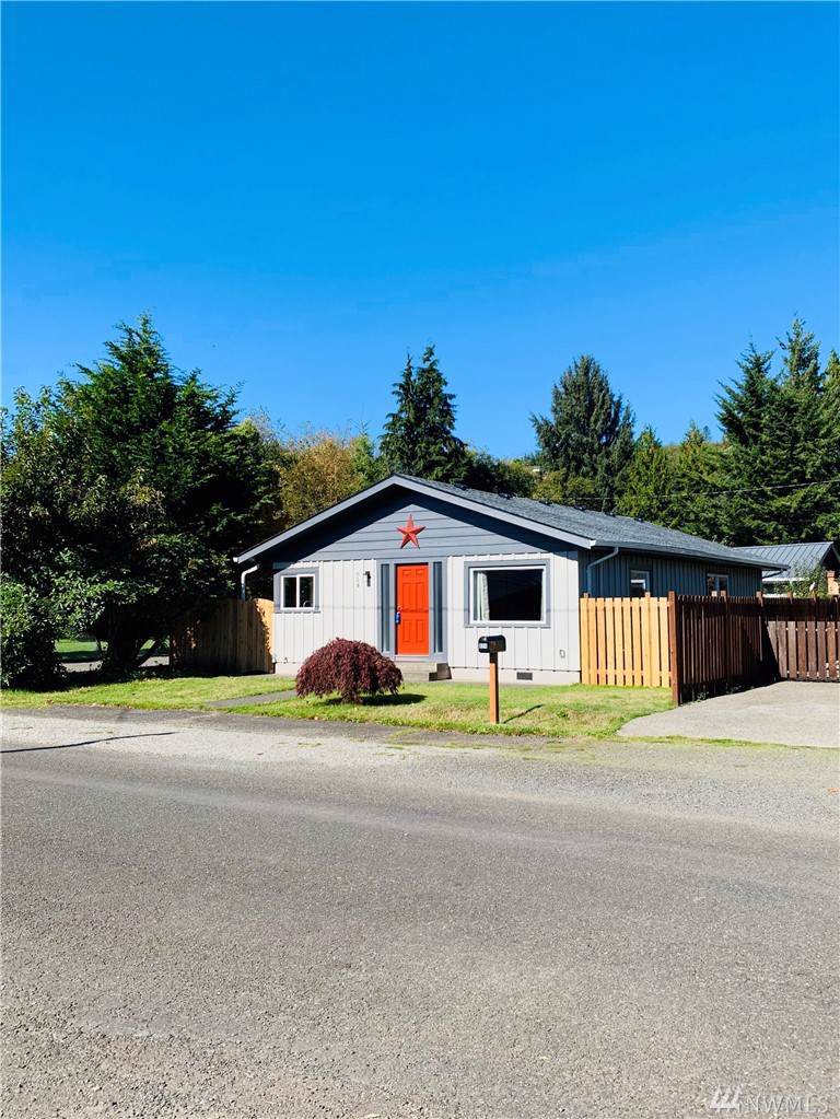 614 Simpson Ave - Photo 1