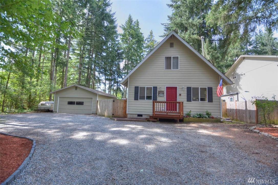 22539 Bluewater Dr - Photo 1