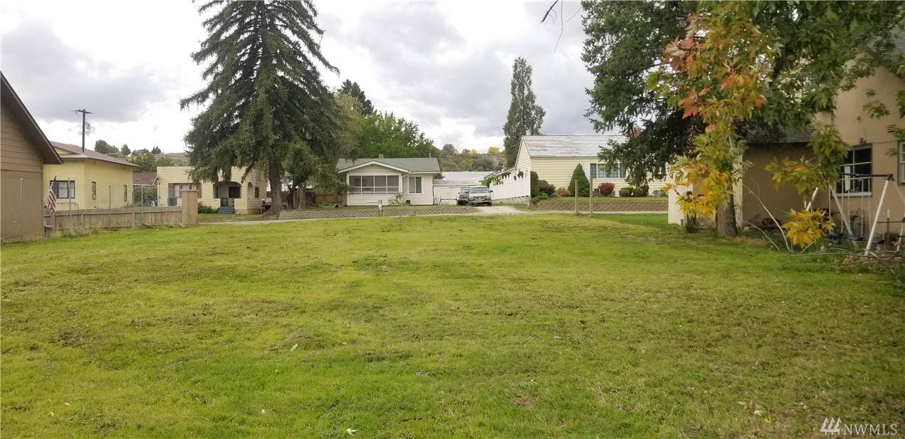 113 Birch St - Photo 1