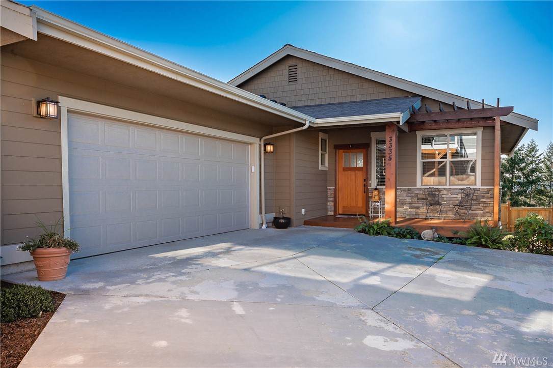 3335 Stonecrop Wy - Photo 1 3335 Stonecrop Wy - Photo 1
