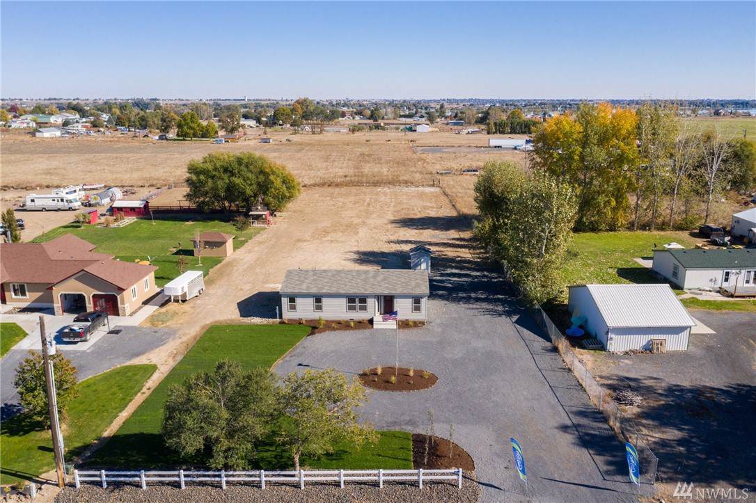 3087 Road F - Photo 1
