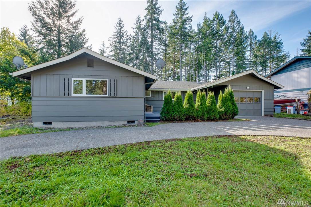 90 Maple Dr - Photo 1