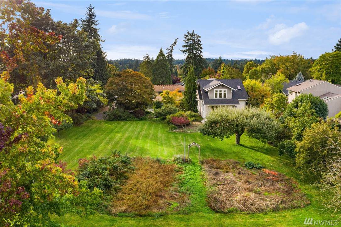 13814 90th Ave - Photo 1