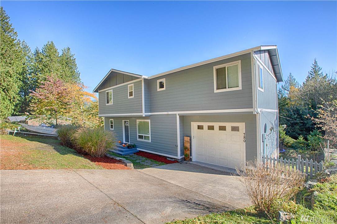 780 Fernhaven Lane - Photo 1