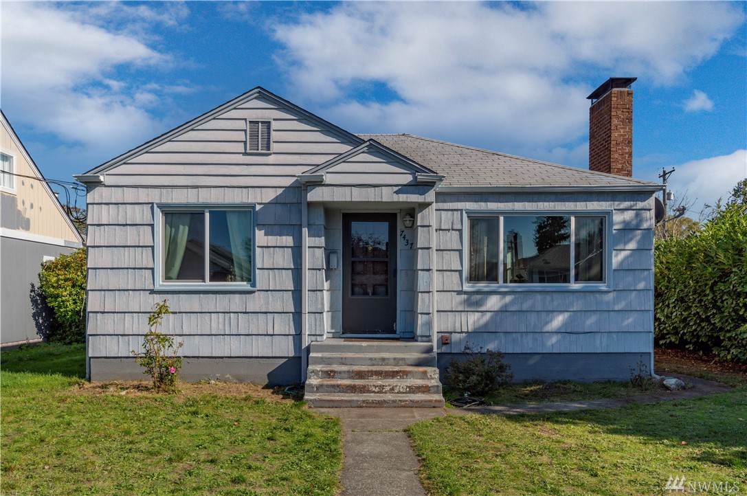7437 Warner St - Photo 1