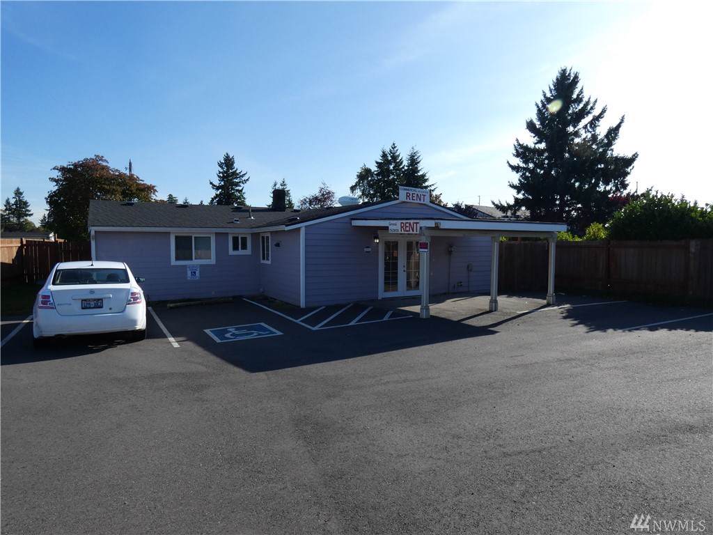 5213 101st St - Photo 1