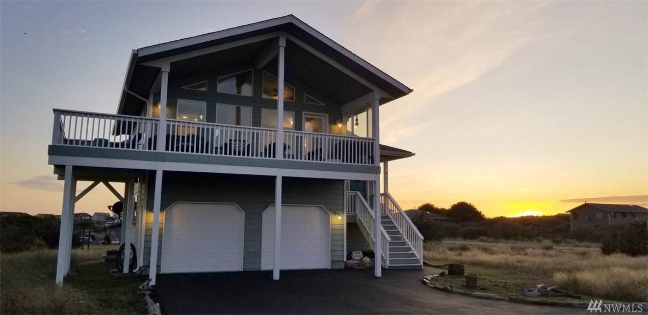401 Malibu St - Photo 1