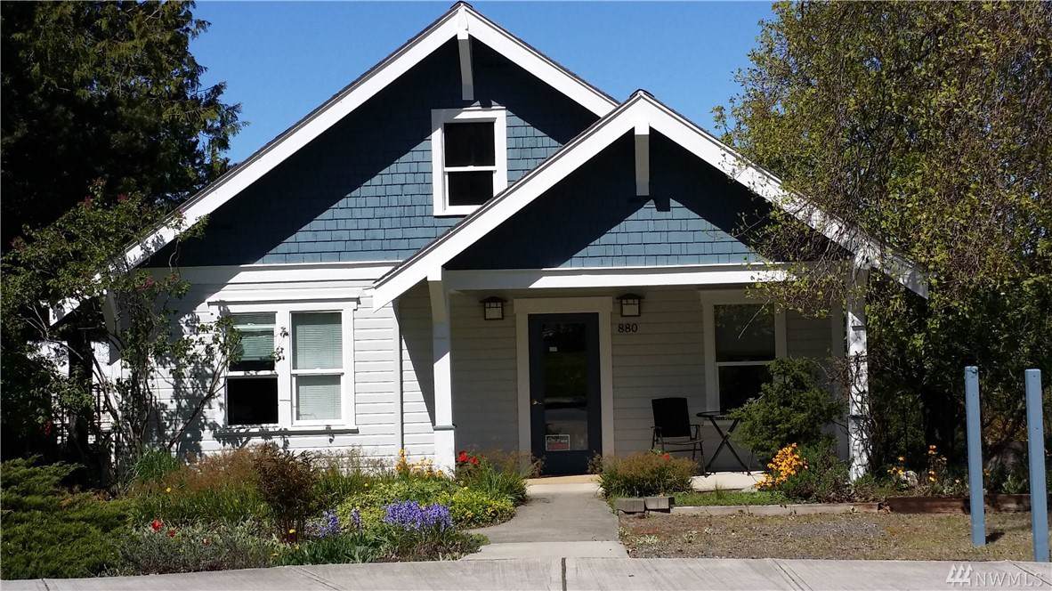 880 Guard St - Photo 1