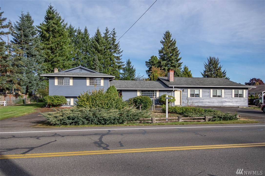 1412 Eshom - Photo 1