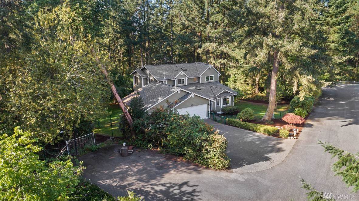 8812 82nd Ave - Photo 1