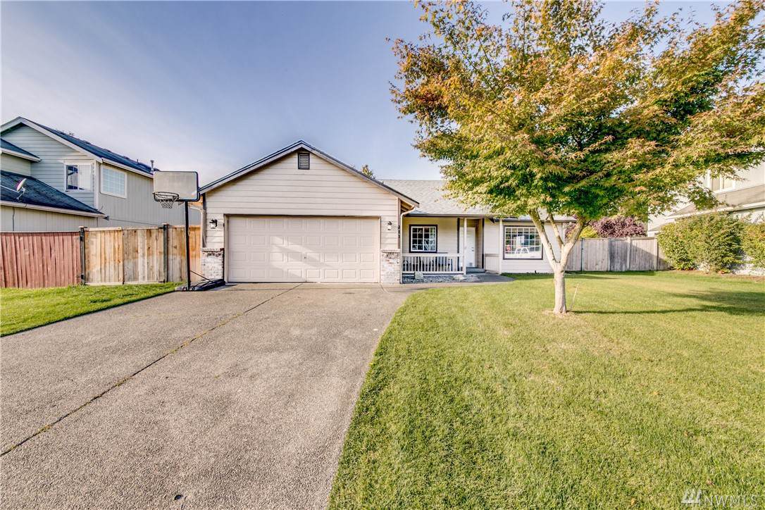 303 Callendar St - Photo 1