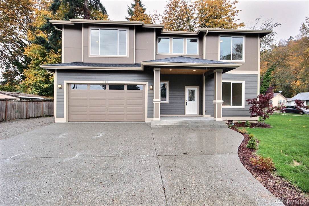 501 Newport Ave - Photo 1