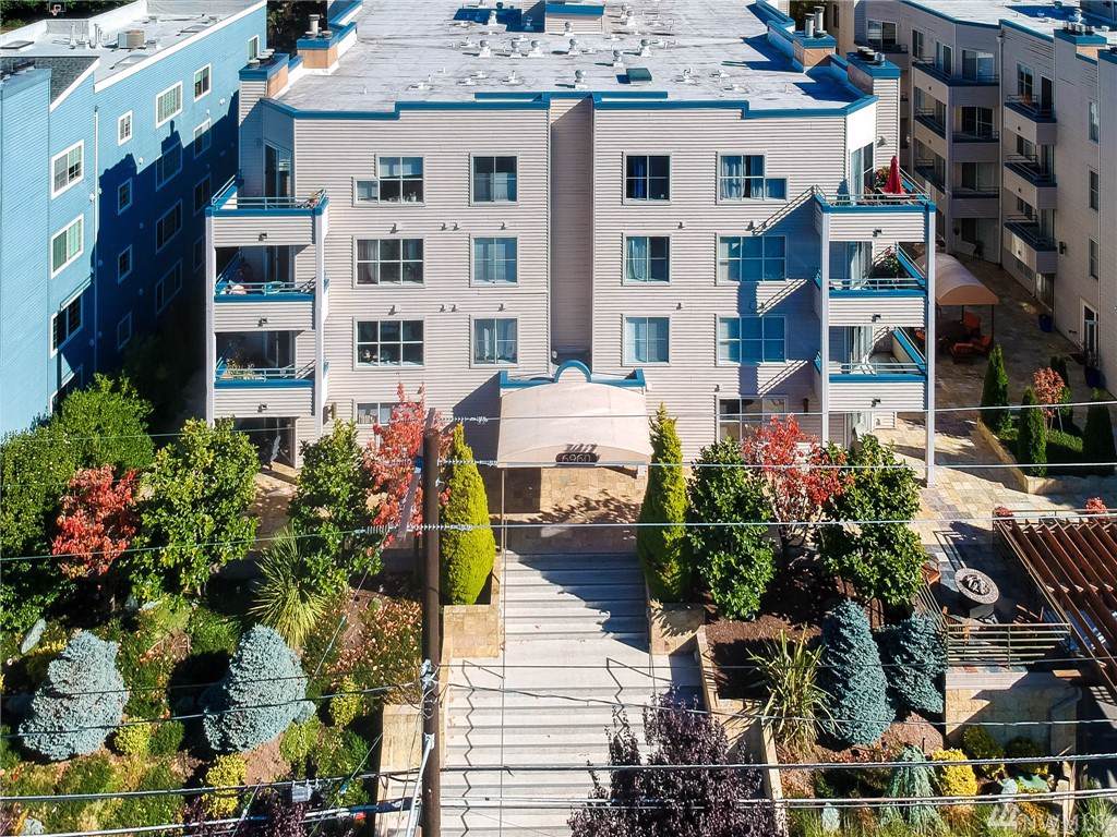 6960 California Ave - Photo 1