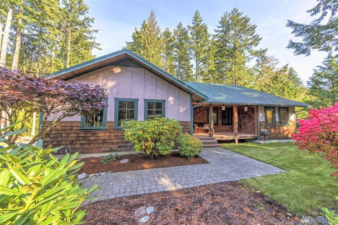 561 Saddle Dr - Photo 1