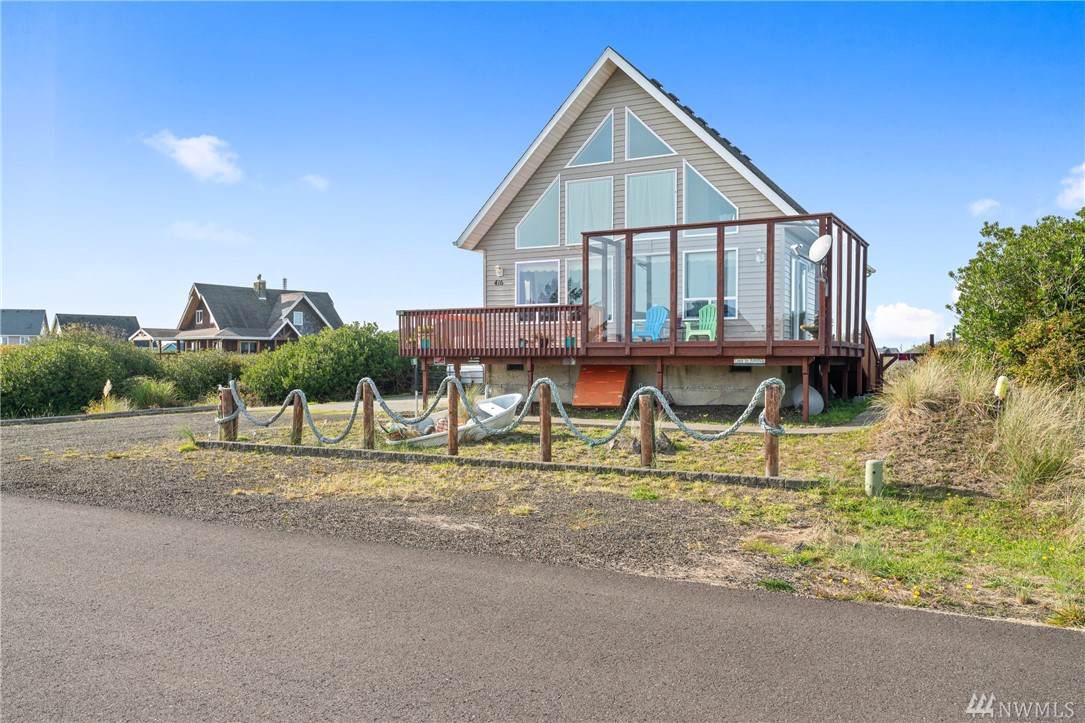 416 Bel Air Loop - Photo 1
