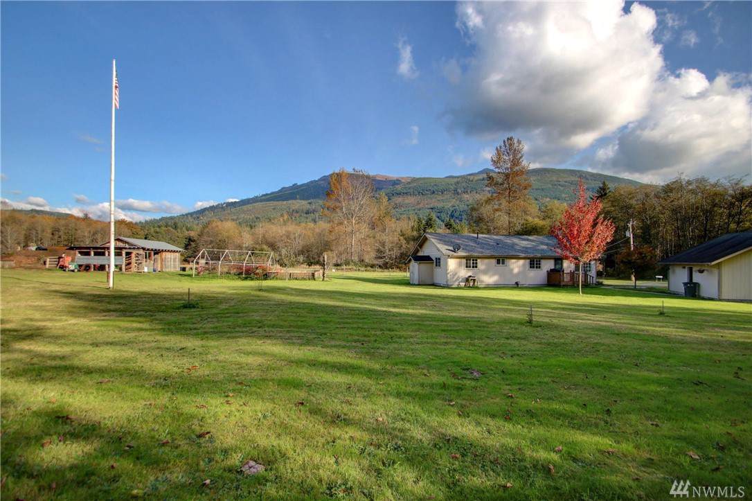 202 Valley Hwy - Photo 1