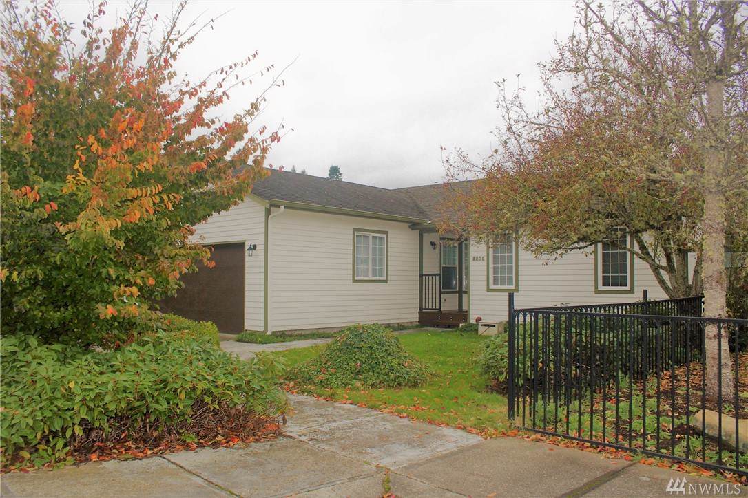 1101 Creekside Ct - Photo 1