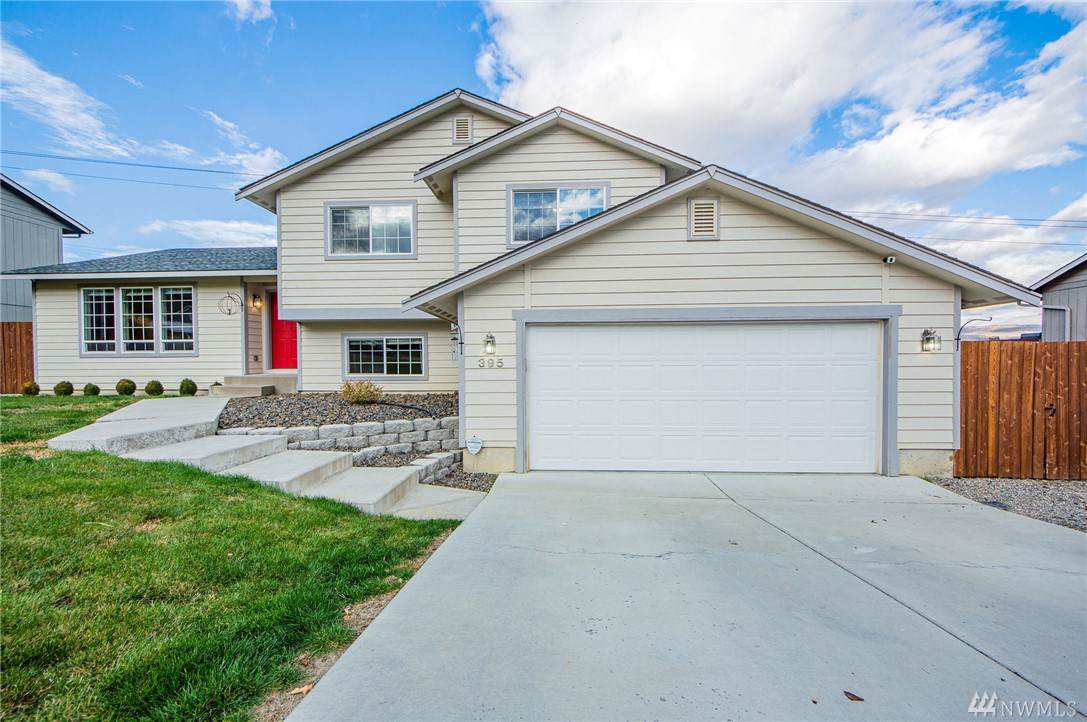 395 Saddlehorn Ave - Photo 1