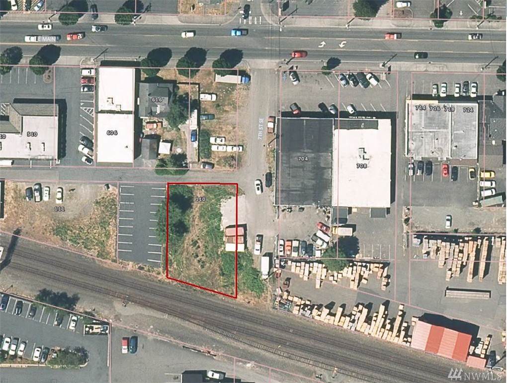 110 7th St - Photo 1