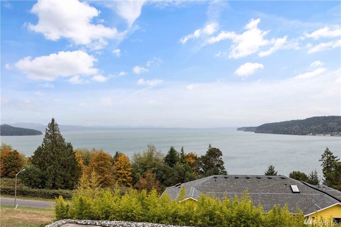 4387 Tea Rose Court - Photo 1