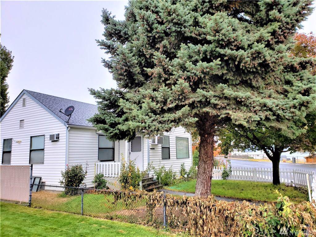 127 Fir St - Photo 1