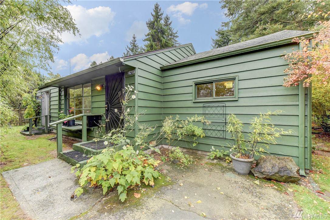 16215 9th Ave - Photo 1