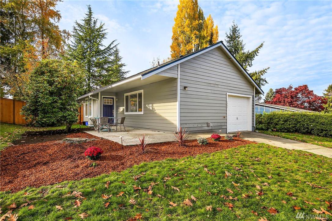 3902 Winnifred St - Photo 1