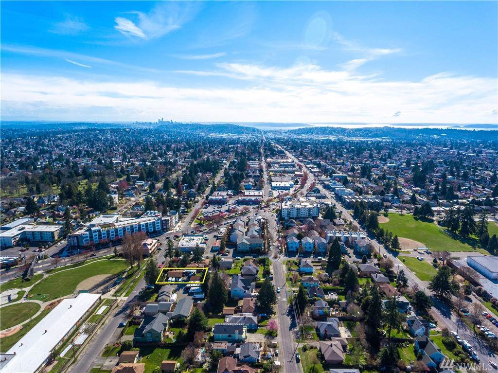 9205 14th Ave - Photo 1