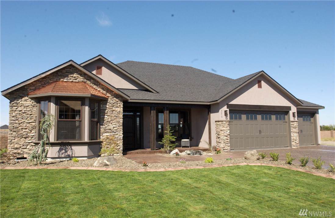 1010 7th Ave - Photo 1