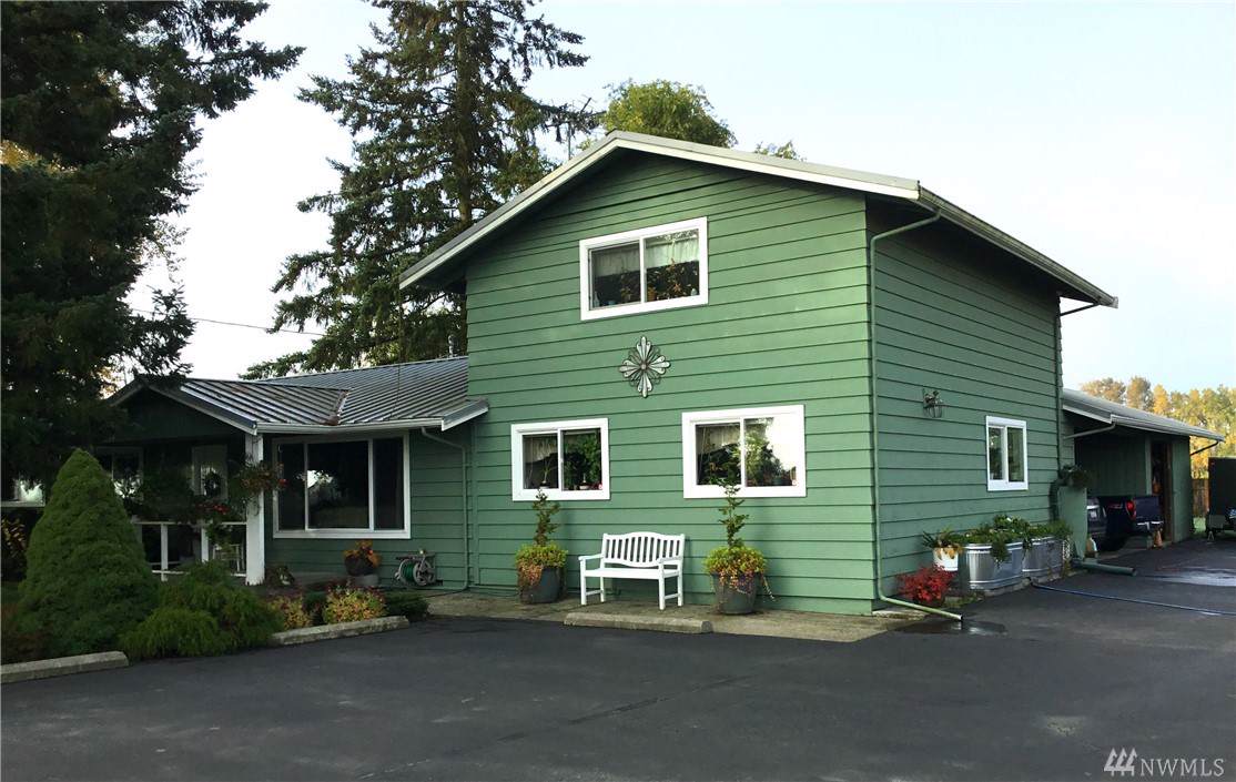 15528 51st Ave - Photo 1